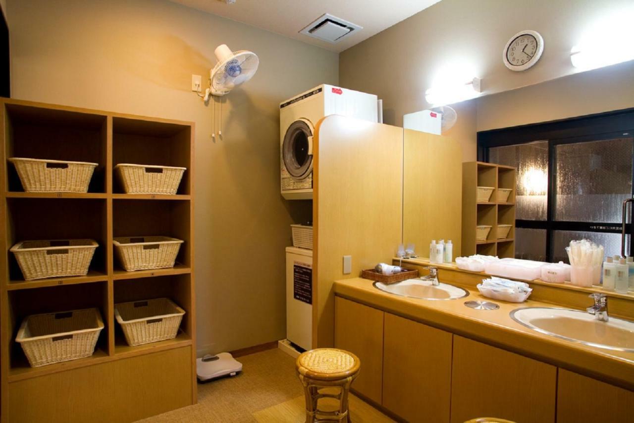 Hotel Route-Inn Nanao Ekihigashi Екстер'єр фото